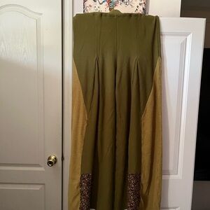POL Olive and Beige Wide-Leg Pants